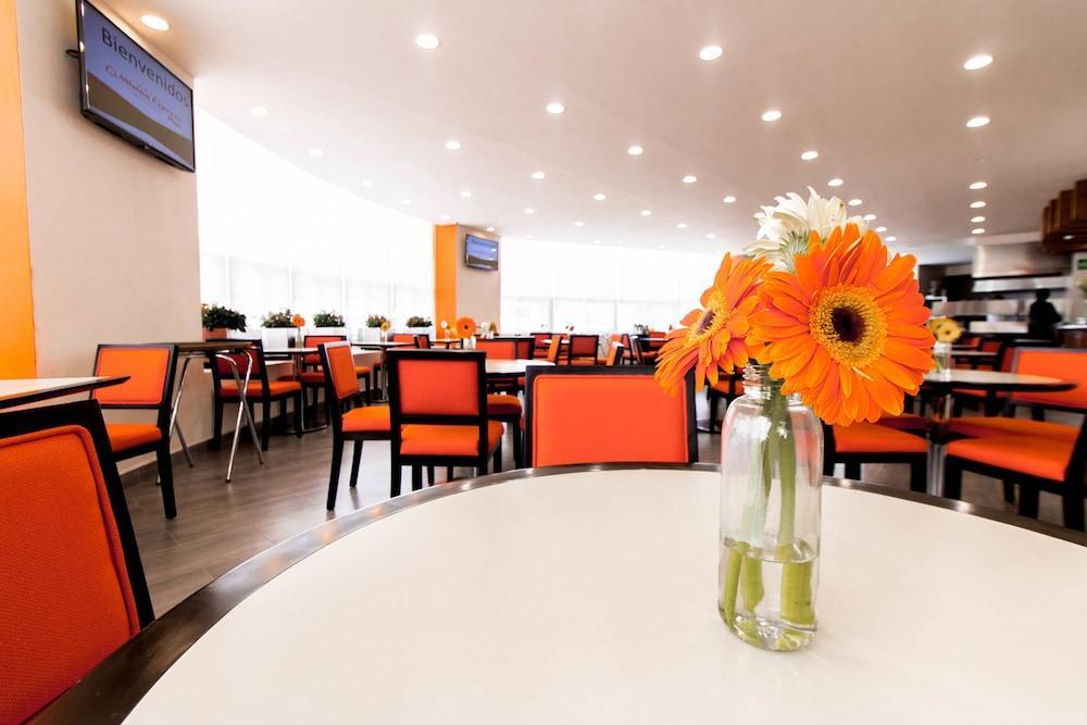 Hotel Mision Puebla Angelopolis Zewnętrze zdjęcie