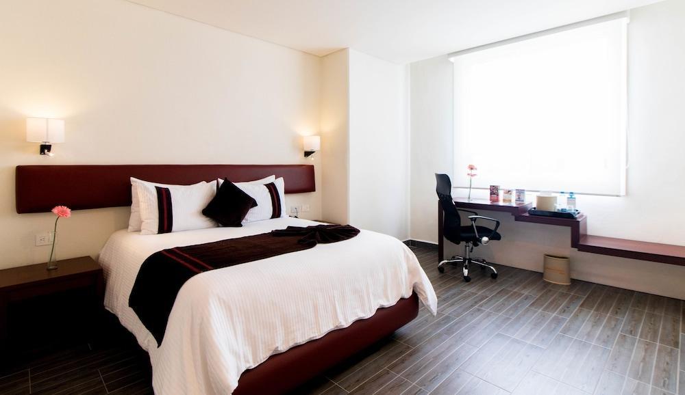 Hotel Mision Puebla Angelopolis Zewnętrze zdjęcie