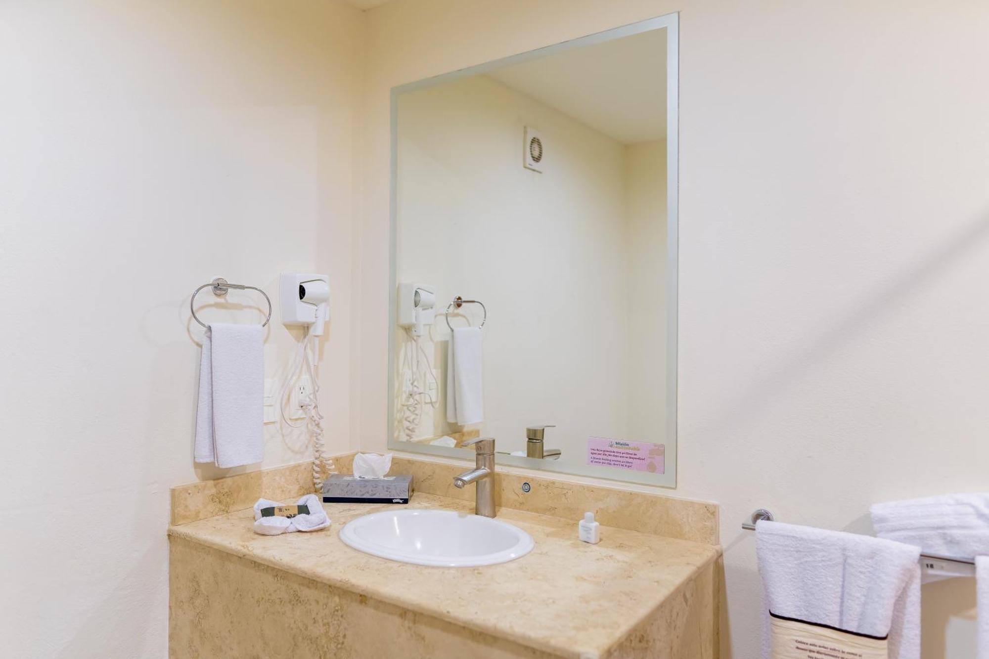 Hotel Mision Puebla Angelopolis Zewnętrze zdjęcie