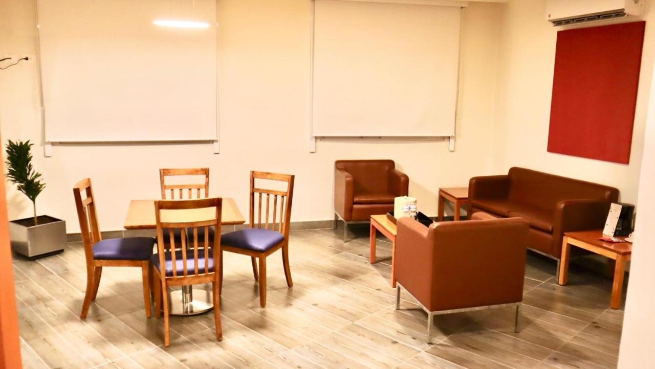 Hotel Mision Puebla Angelopolis Zewnętrze zdjęcie